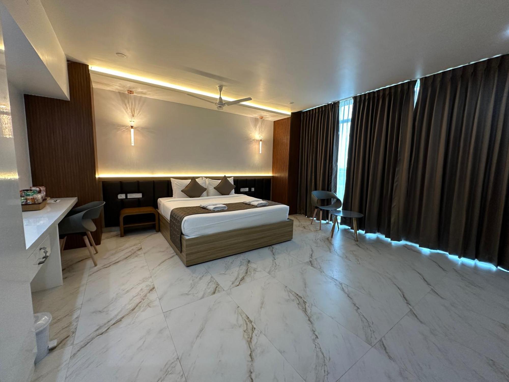 Silver Stone Park Resort, Kovilpatti 외부 사진