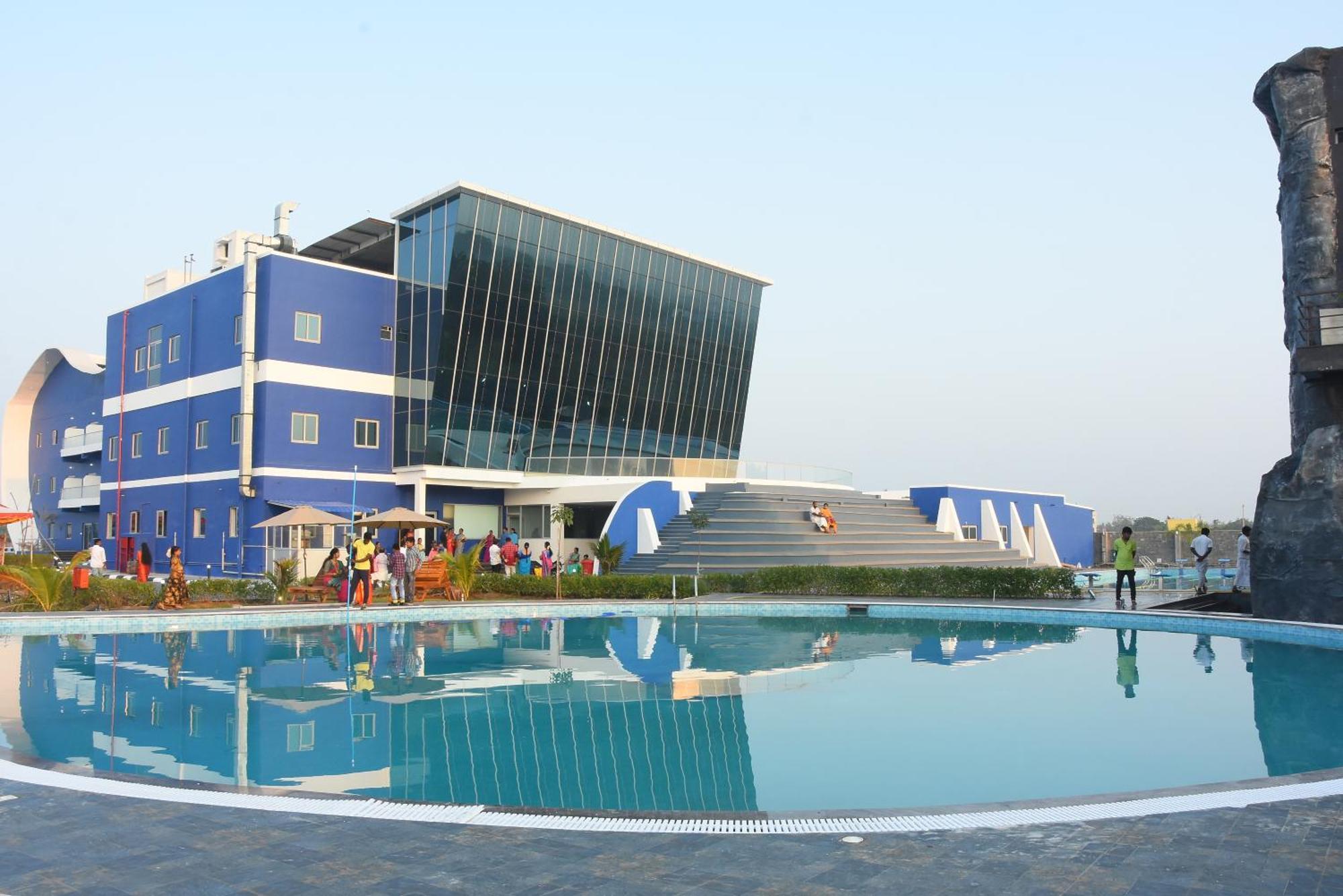 Silver Stone Park Resort, Kovilpatti 외부 사진
